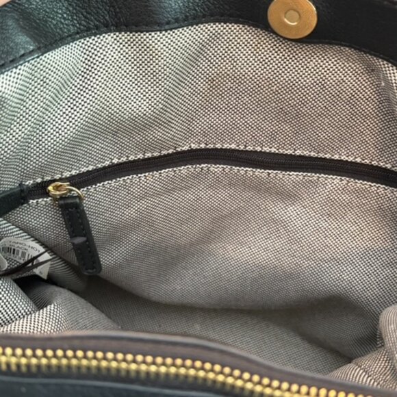 Vince Camuto Black pebbled Leather Taro Tassel Hobo Handbag Purse - Picture 11 of 13